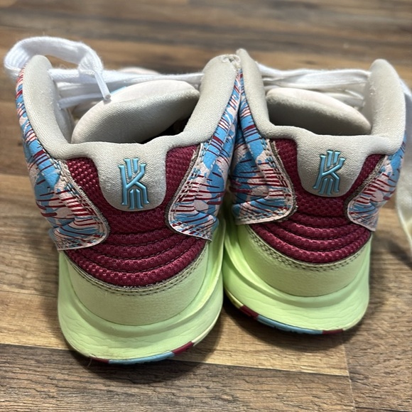 Nike Kyrie 7 “Weatherman” sneakers - Picture 7 of 7